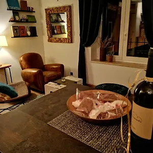 Kika Apartment
