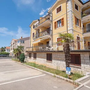 Anita Apartment